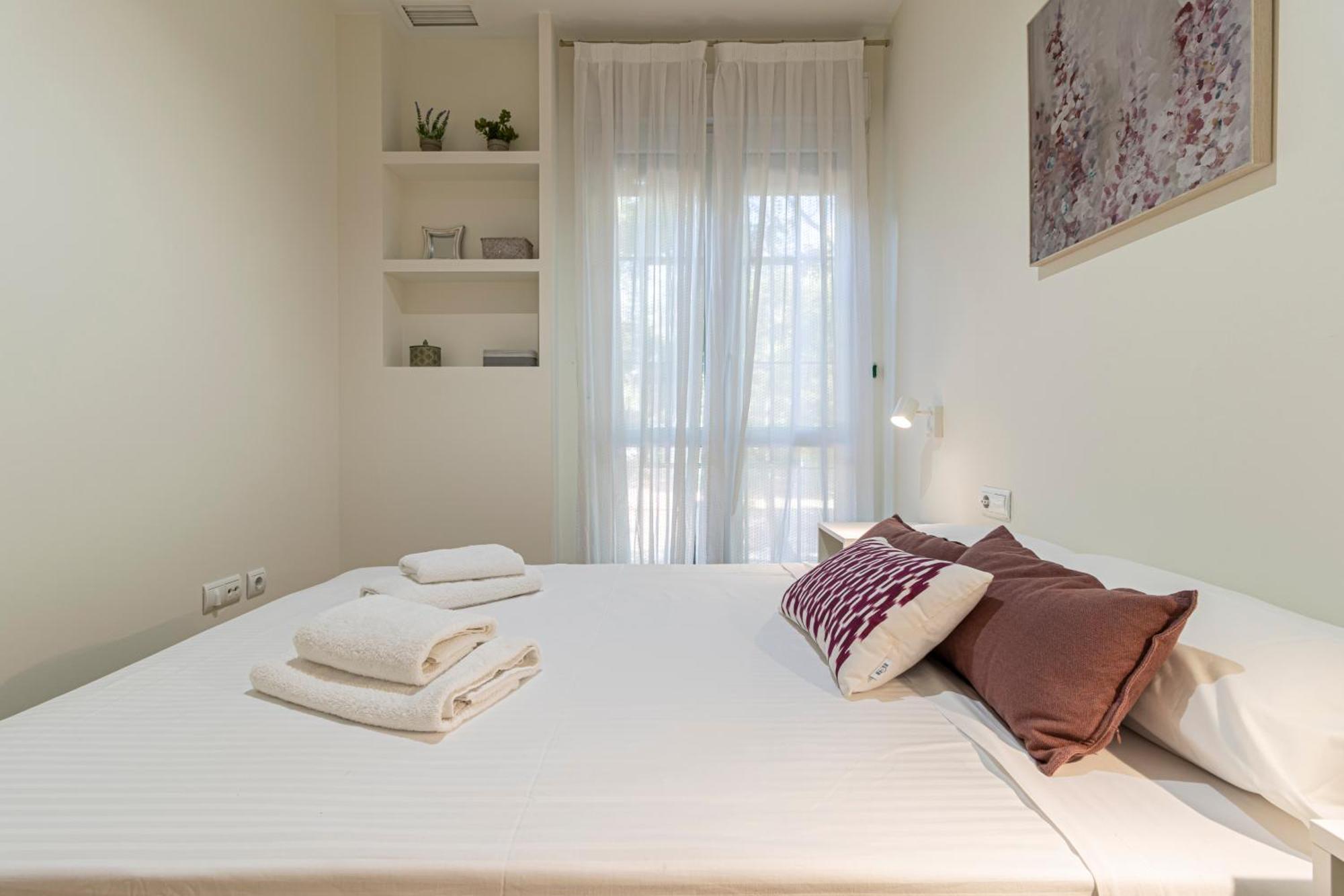 Allo Apartments Santo Domingo 2 Habitaciones - Parking Jerez de la Frontera Dış mekan fotoğraf